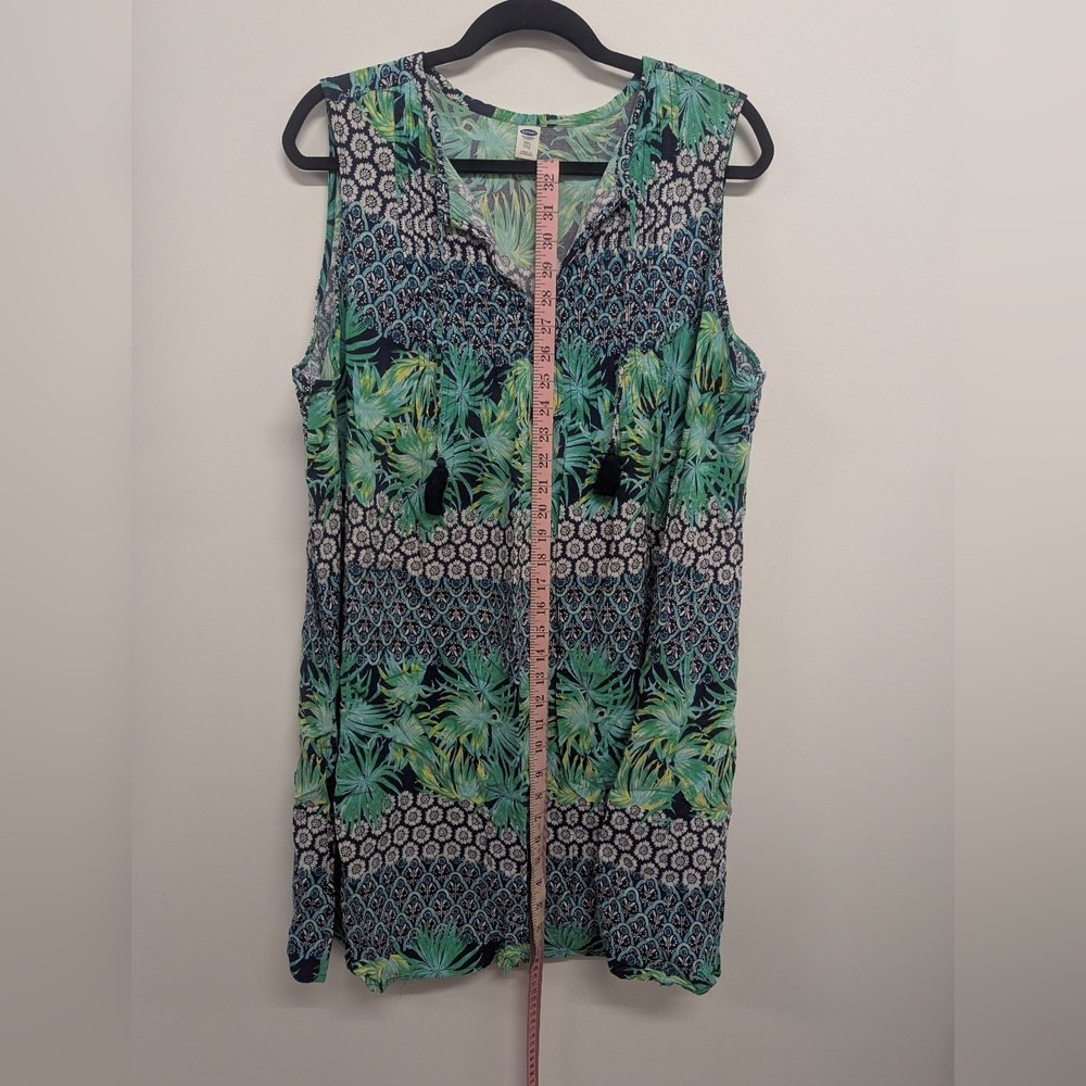 Old Navy Green and Black Patterned Swim Cover-Up